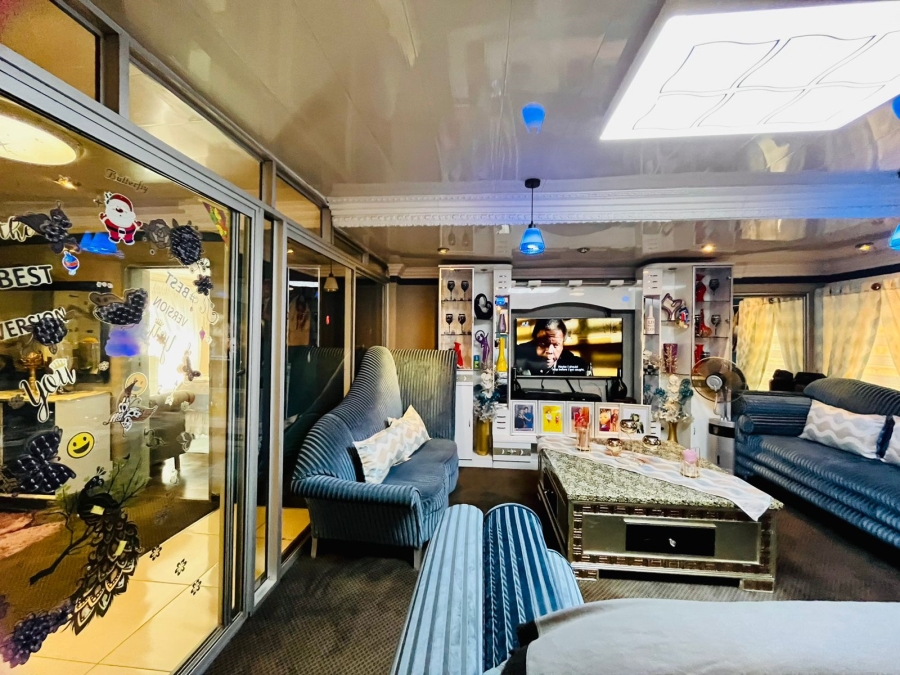 4 Bedroom Property for Sale in Embalenhle Ext 4 Mpumalanga