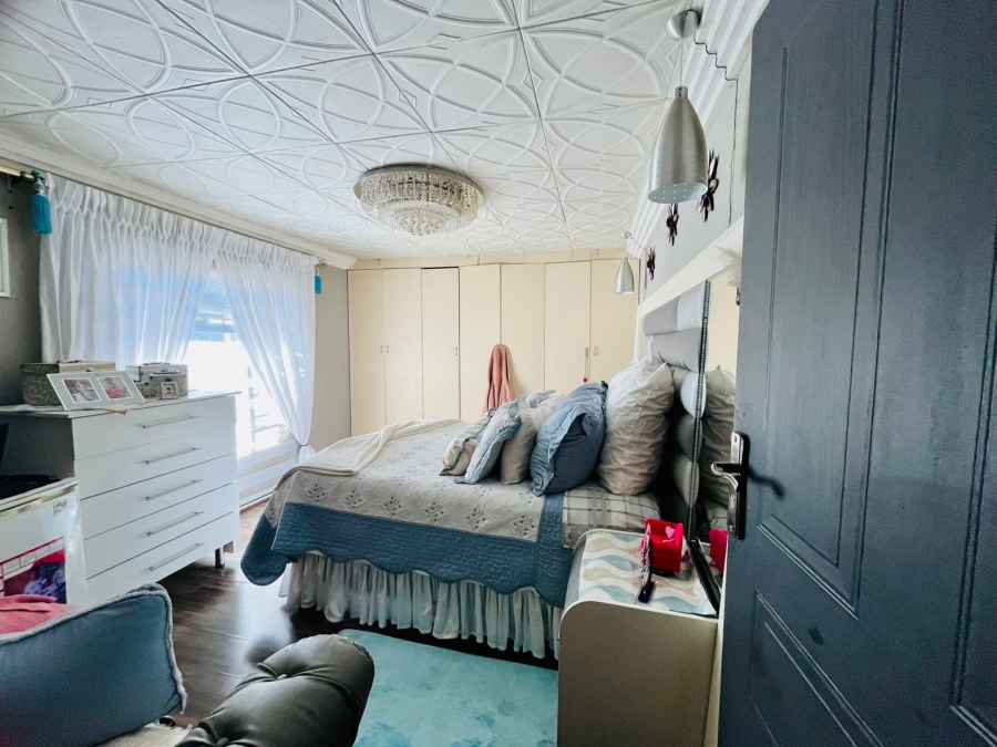 4 Bedroom Property for Sale in Embalenhle Ext 4 Mpumalanga