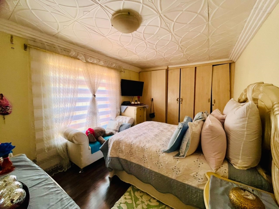 4 Bedroom Property for Sale in Embalenhle Ext 4 Mpumalanga