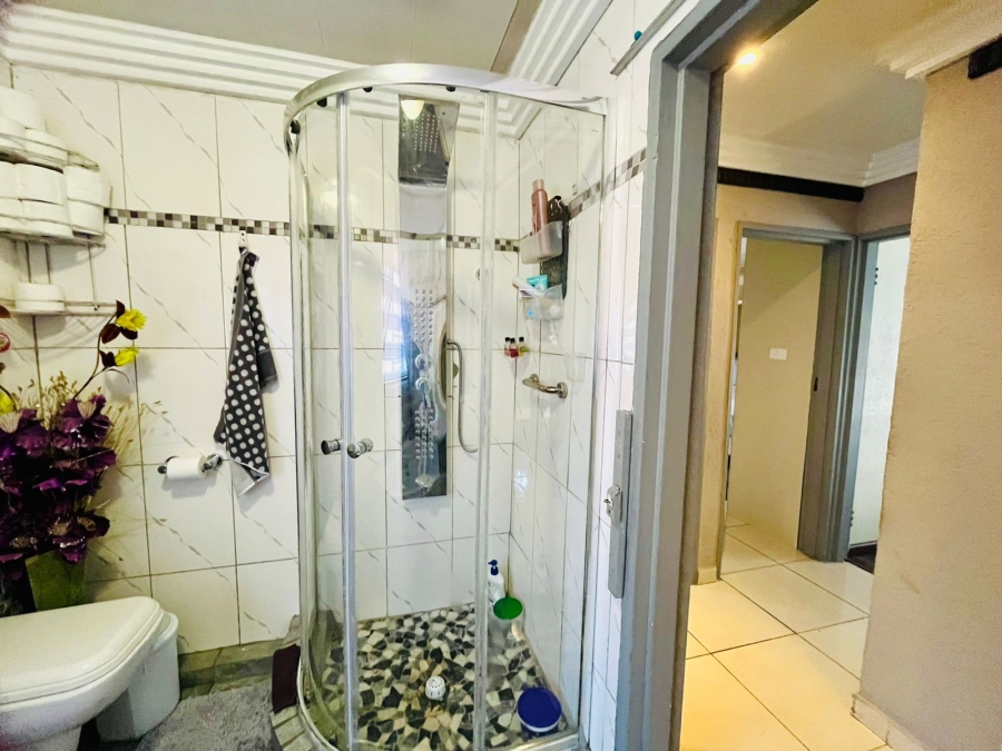 4 Bedroom Property for Sale in Embalenhle Ext 4 Mpumalanga