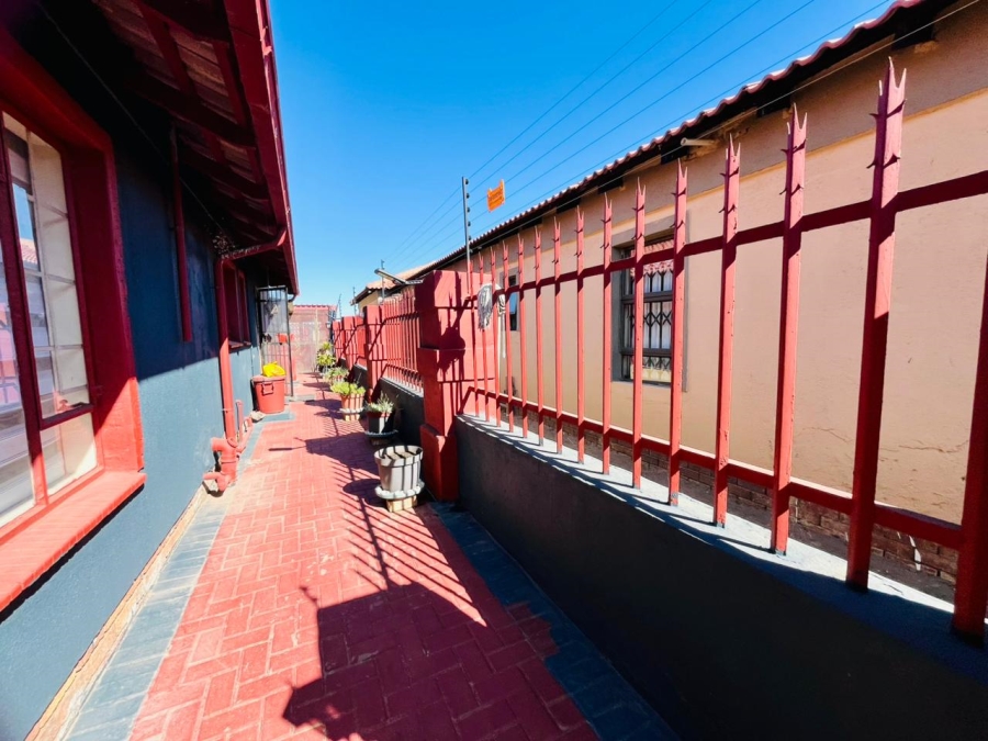 4 Bedroom Property for Sale in Embalenhle Ext 4 Mpumalanga