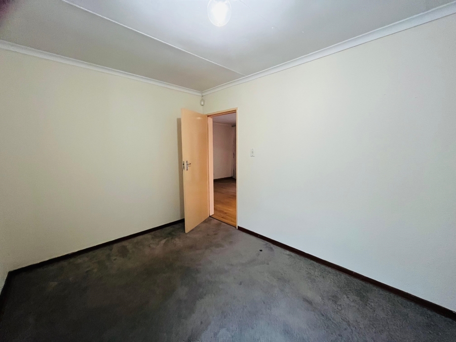 4 Bedroom Property for Sale in Embalenhle Ext 4 Mpumalanga