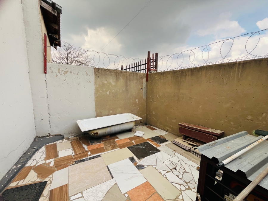 4 Bedroom Property for Sale in Embalenhle Ext 4 Mpumalanga