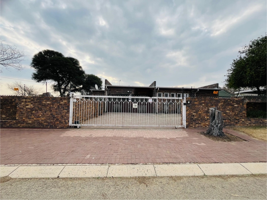 4 Bedroom Property for Sale in Leslie Mpumalanga