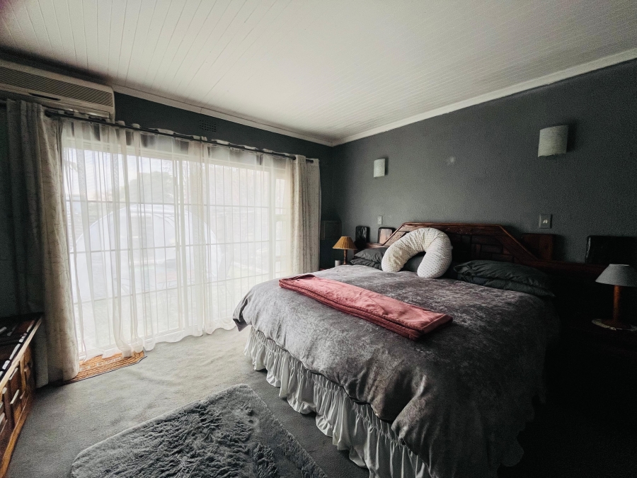 4 Bedroom Property for Sale in Leslie Mpumalanga