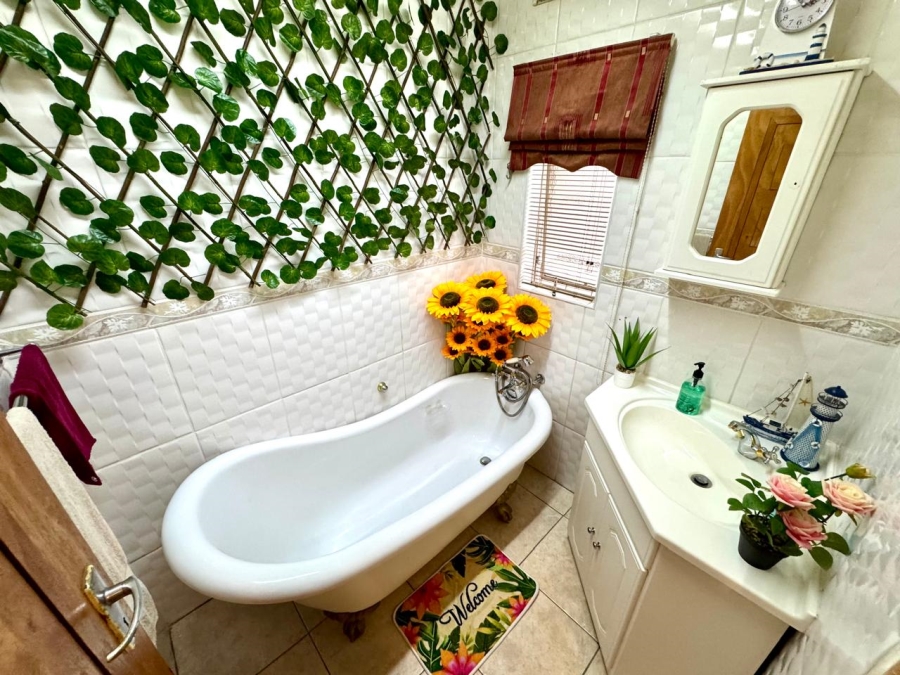 4 Bedroom Property for Sale in Secunda Mpumalanga