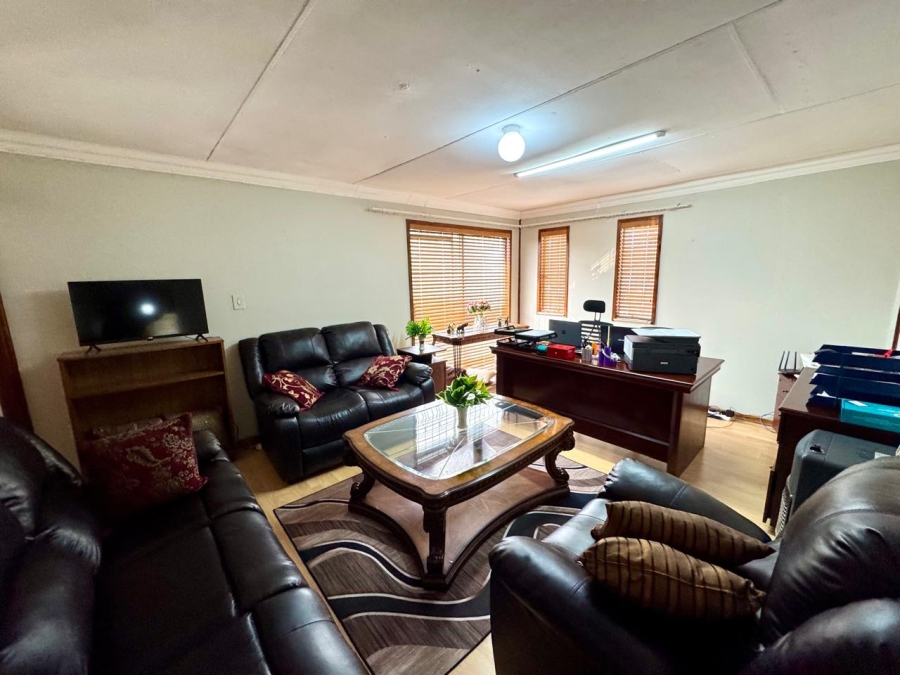 4 Bedroom Property for Sale in Secunda Mpumalanga