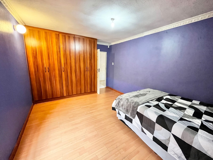 5 Bedroom Property for Sale in Secunda Mpumalanga