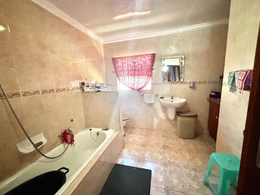 4 Bedroom Property for Sale in Secunda Mpumalanga