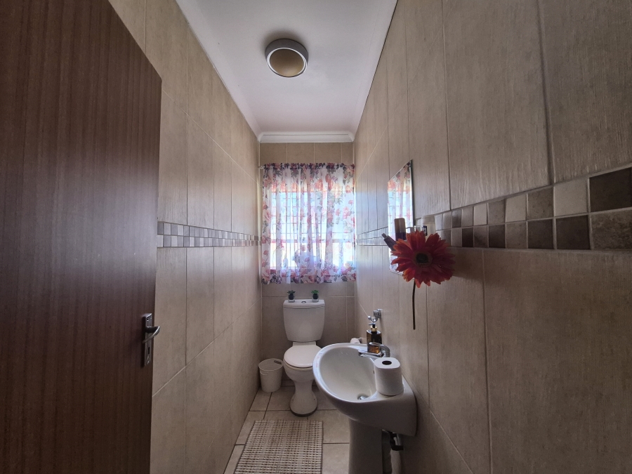 2 Bedroom Property for Sale in Kinross Mpumalanga