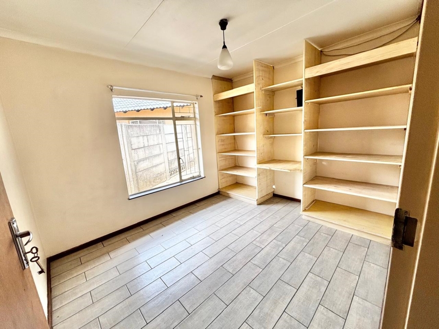 5 Bedroom Property for Sale in Suidheuwel Mpumalanga