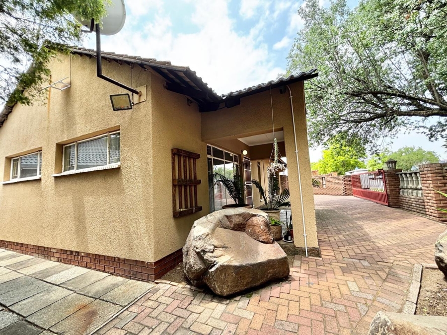 5 Bedroom Property for Sale in Suidheuwel Mpumalanga