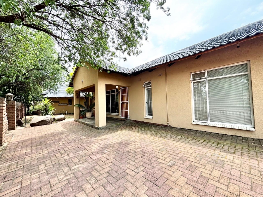 5 Bedroom Property for Sale in Suidheuwel Mpumalanga