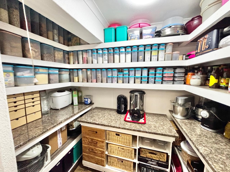 5 Bedroom Property for Sale in Noordrand Mpumalanga