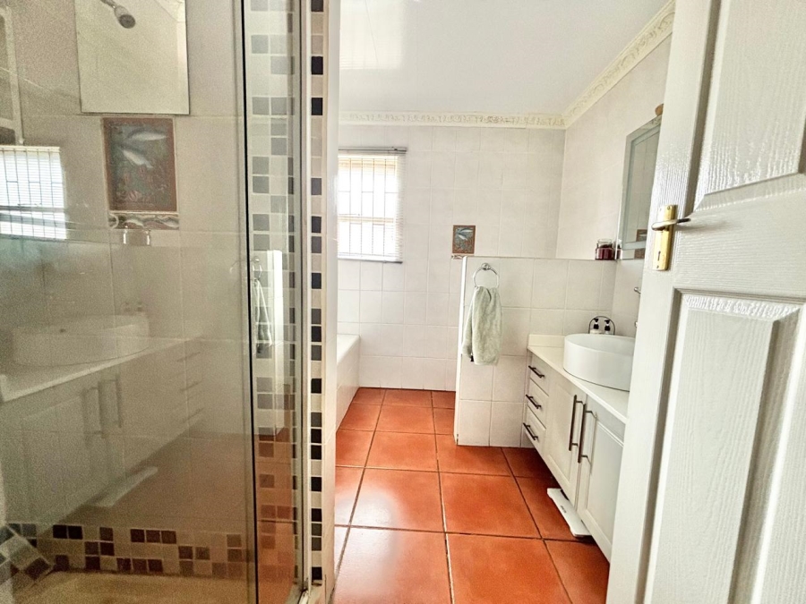 5 Bedroom Property for Sale in Noordrand Mpumalanga