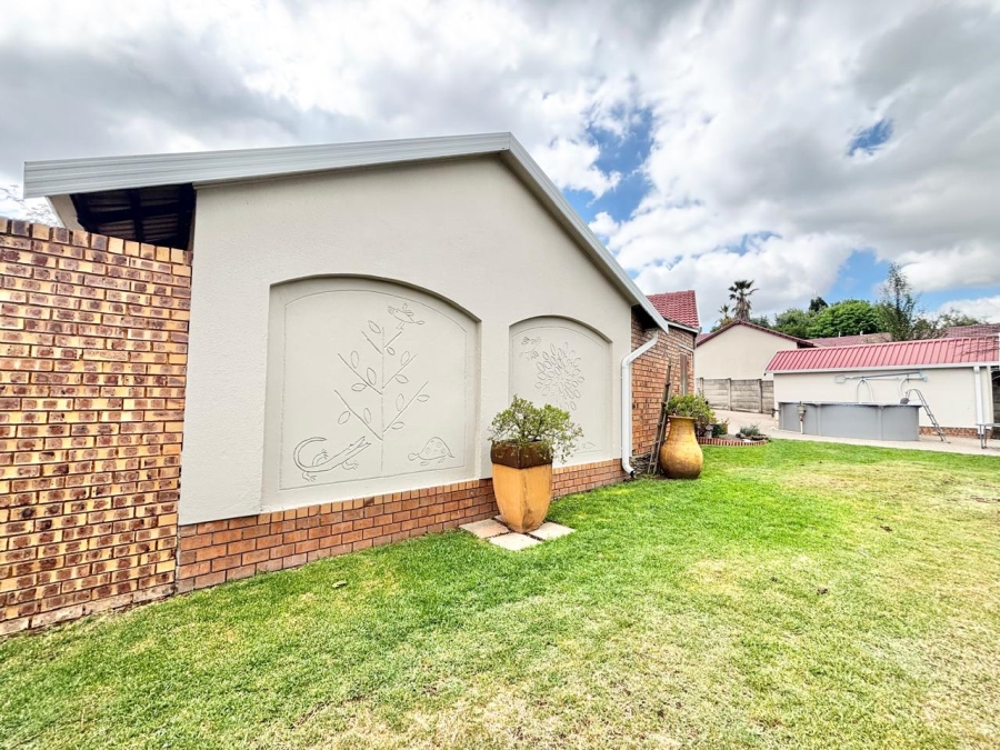 5 Bedroom Property for Sale in Noordrand Mpumalanga