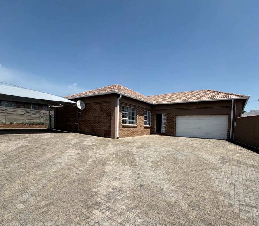 To Let 3 Bedroom Property for Rent in Trichardt Mpumalanga