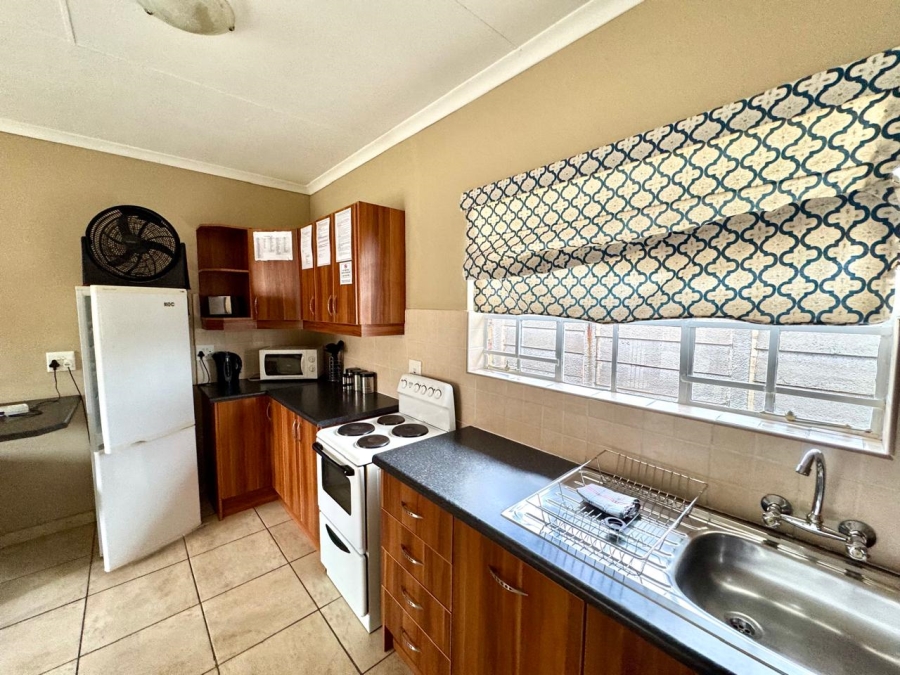 1 Bedroom Property for Sale in Cosmosrand Mpumalanga