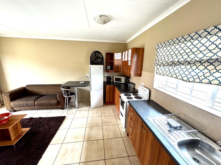 1 Bedroom Property for Sale in Cosmosrand Mpumalanga