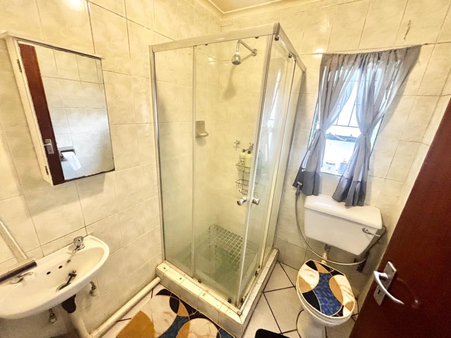 5 Bedroom Property for Sale in Secunda Mpumalanga