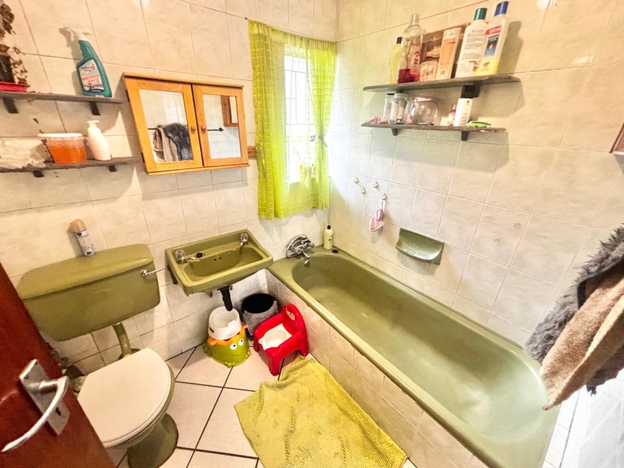 5 Bedroom Property for Sale in Secunda Mpumalanga