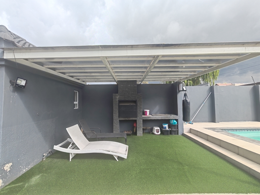 4 Bedroom Property for Sale in Trichardt Mpumalanga