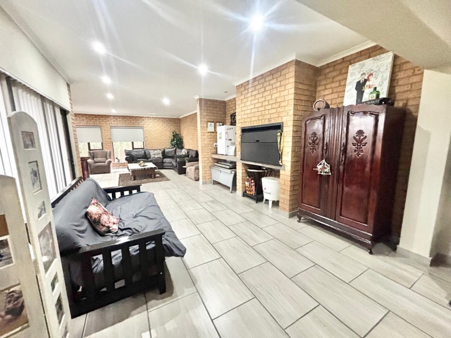 3 Bedroom Property for Sale in Noordrand Mpumalanga