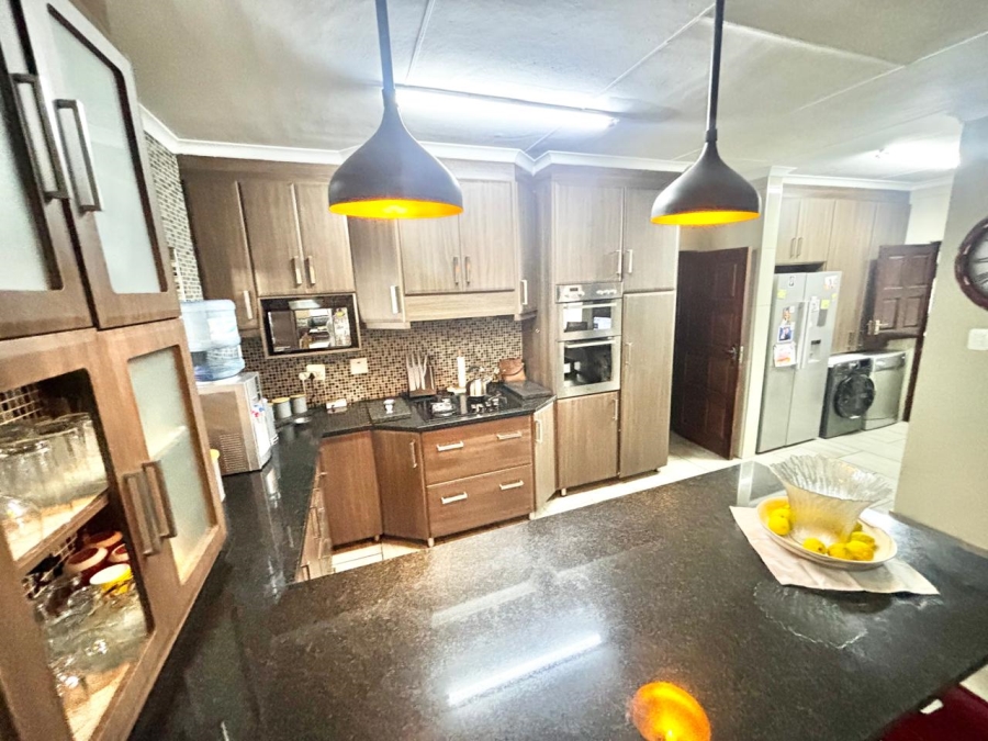 3 Bedroom Property for Sale in Noordrand Mpumalanga