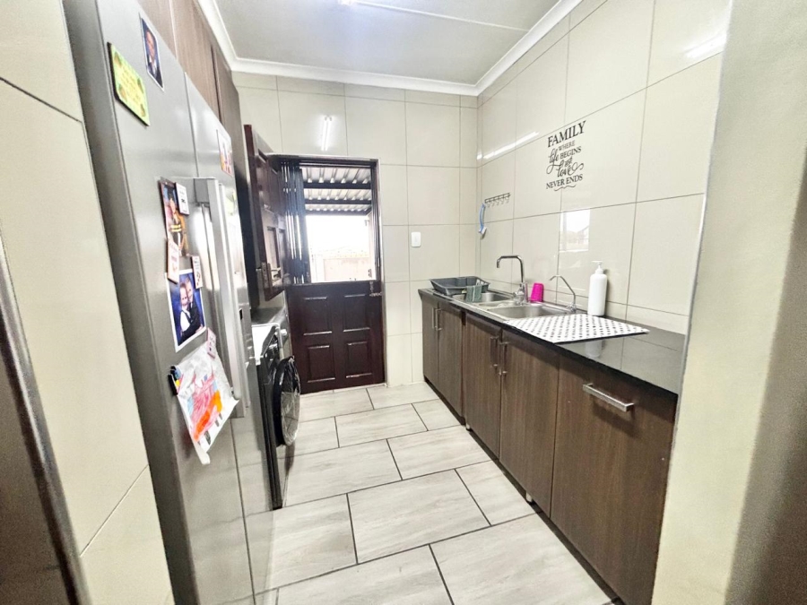 3 Bedroom Property for Sale in Noordrand Mpumalanga