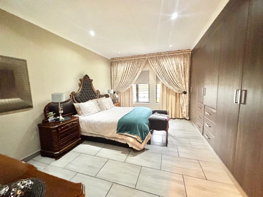 3 Bedroom Property for Sale in Noordrand Mpumalanga