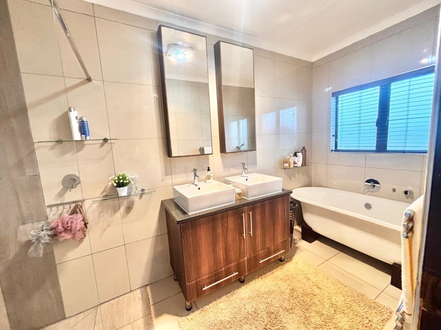 3 Bedroom Property for Sale in Noordrand Mpumalanga