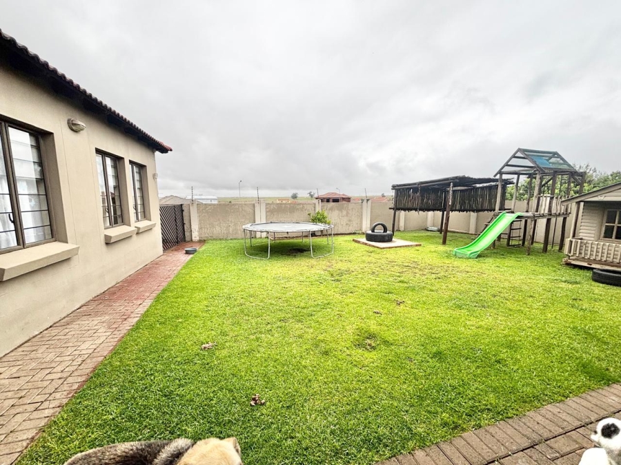 3 Bedroom Property for Sale in Noordrand Mpumalanga