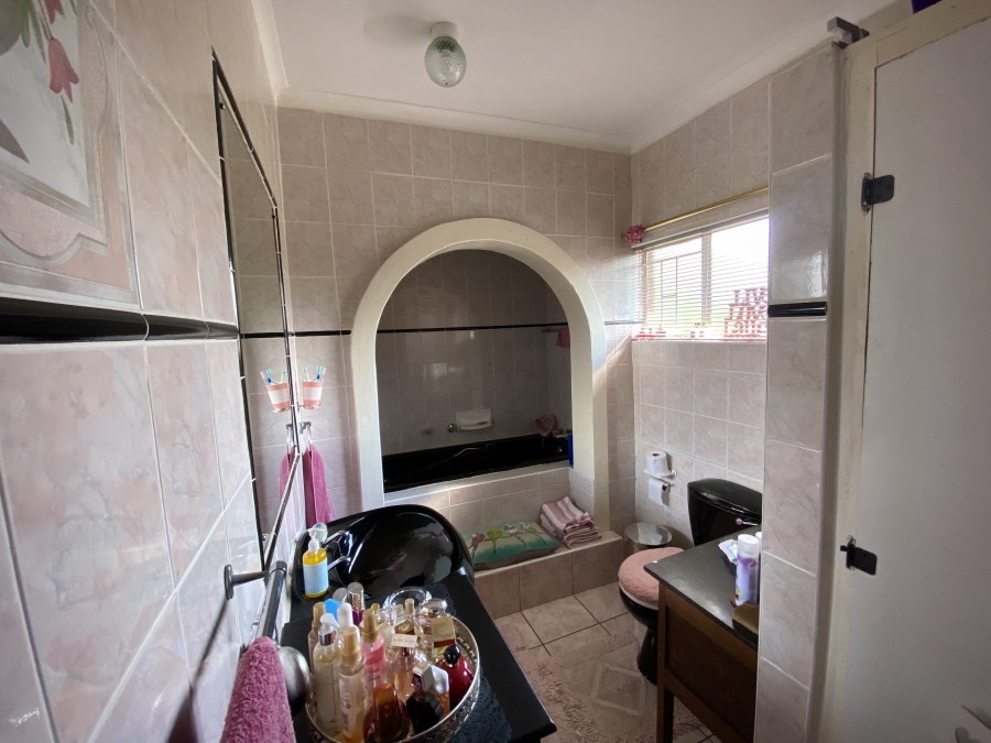 6 Bedroom Property for Sale in Kriel Mpumalanga