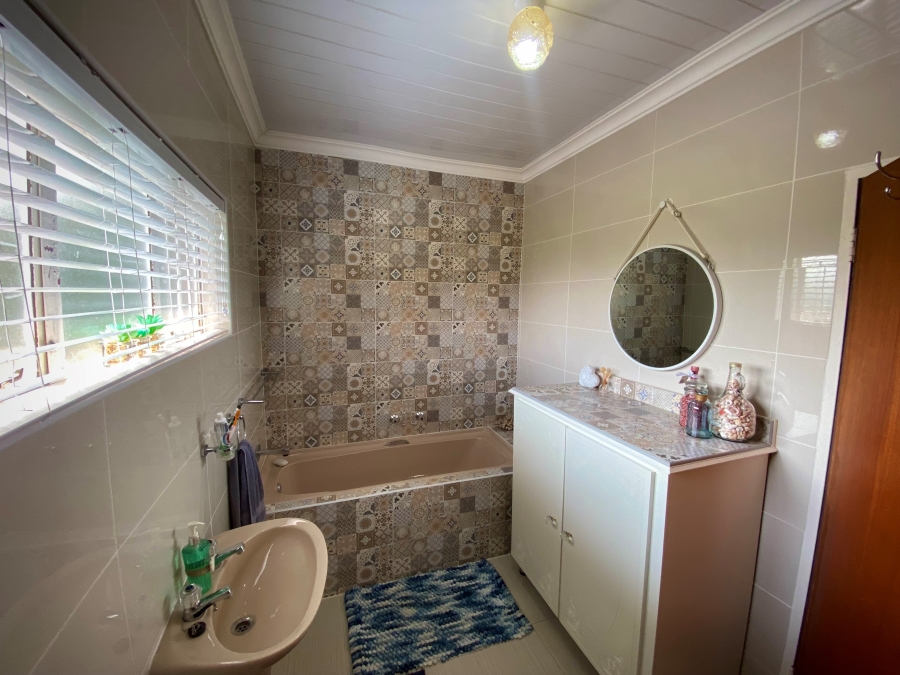 6 Bedroom Property for Sale in Kriel Mpumalanga