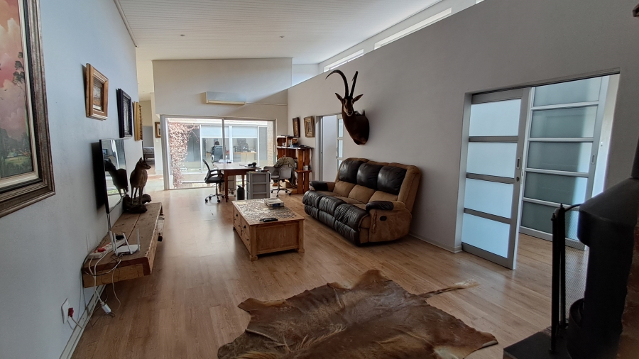 4 Bedroom Property for Sale in Granite Hill Mpumalanga