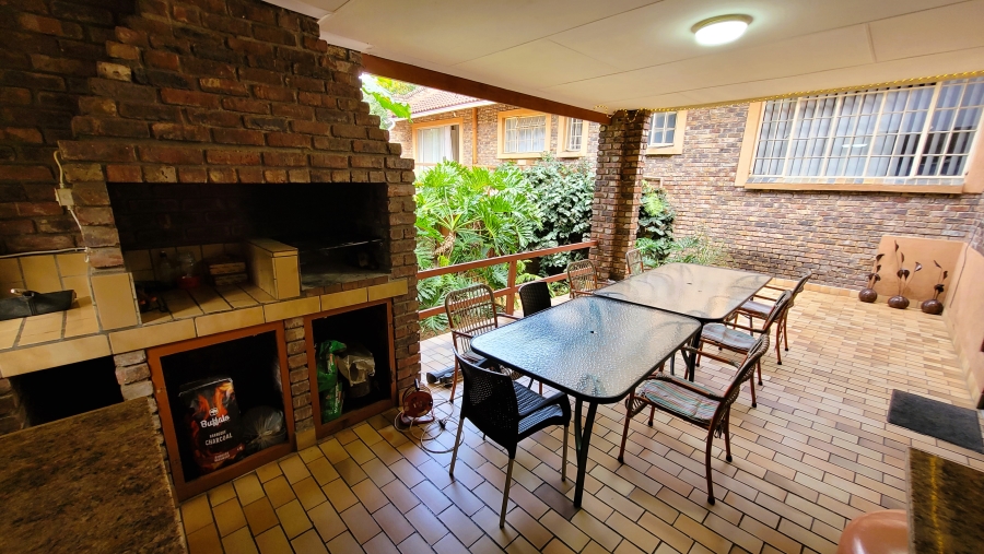 4 Bedroom Property for Sale in Nelspruit Ext 11 Mpumalanga