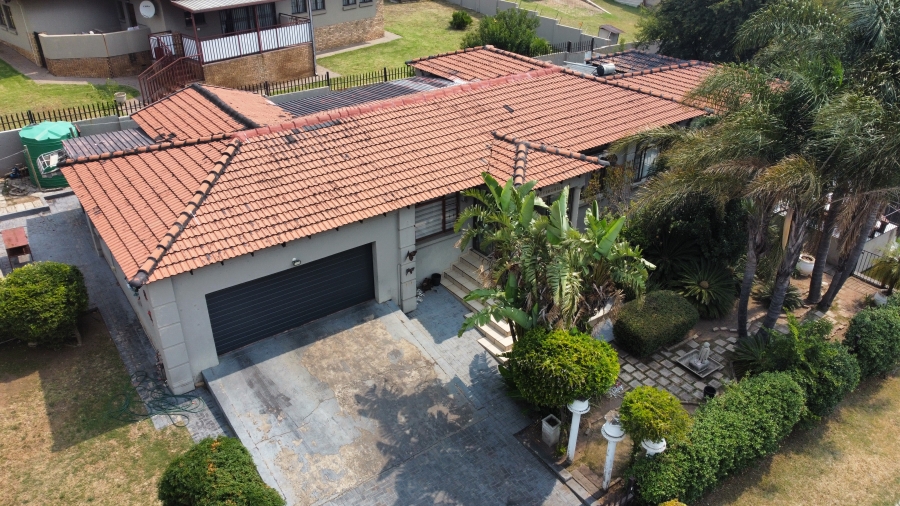 3 Bedroom Property for Sale in Model Park Mpumalanga