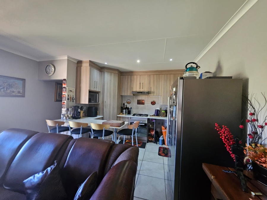 4 Bedroom Property for Sale in Witbank Ext 10 Mpumalanga