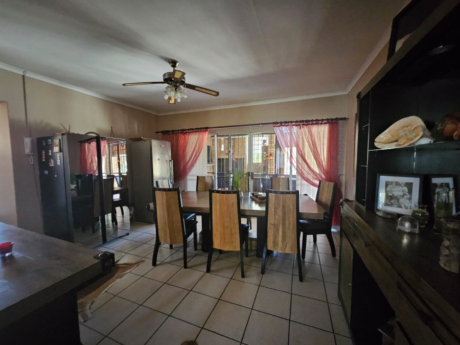 4 Bedroom Property for Sale in Die Heuwel Ext 4 Mpumalanga