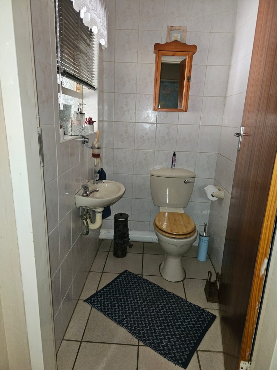 4 Bedroom Property for Sale in Die Heuwel Ext 4 Mpumalanga