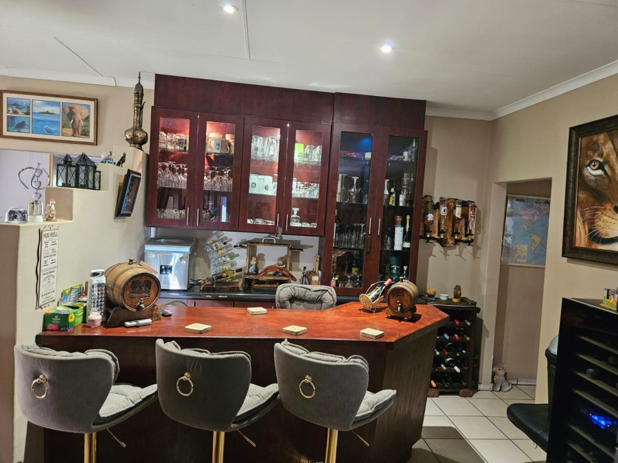 4 Bedroom Property for Sale in Die Heuwel Ext 4 Mpumalanga