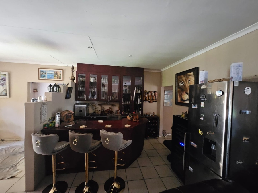 4 Bedroom Property for Sale in Die Heuwel Ext 4 Mpumalanga