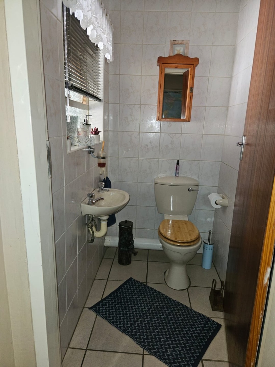 4 Bedroom Property for Sale in Die Heuwel Ext 4 Mpumalanga