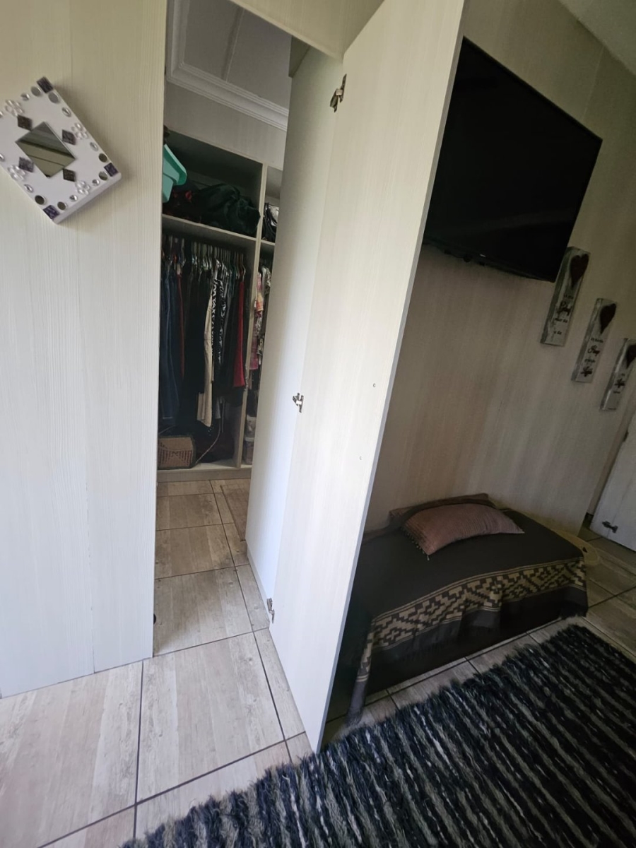 4 Bedroom Property for Sale in Die Heuwel Ext 4 Mpumalanga