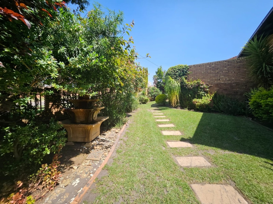 4 Bedroom Property for Sale in Die Heuwel Ext 4 Mpumalanga