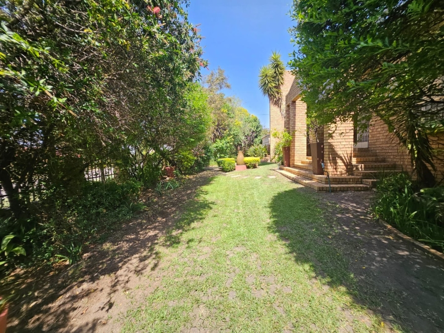 4 Bedroom Property for Sale in Die Heuwel Ext 4 Mpumalanga