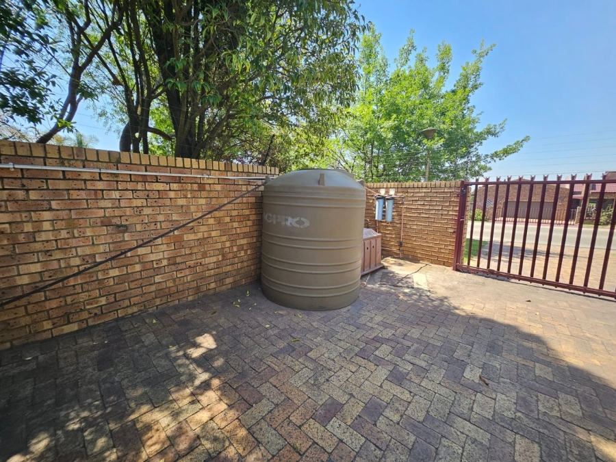 4 Bedroom Property for Sale in Die Heuwel Ext 4 Mpumalanga