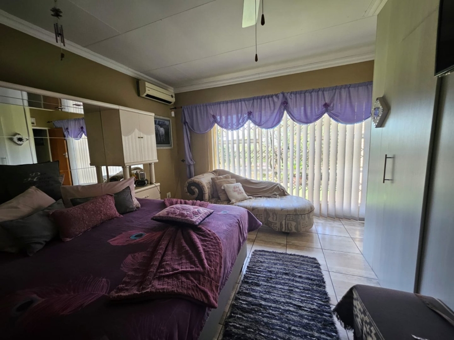 4 Bedroom Property for Sale in Die Heuwel Ext 4 Mpumalanga