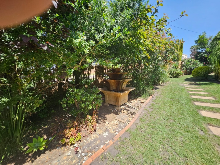 4 Bedroom Property for Sale in Die Heuwel Ext 4 Mpumalanga