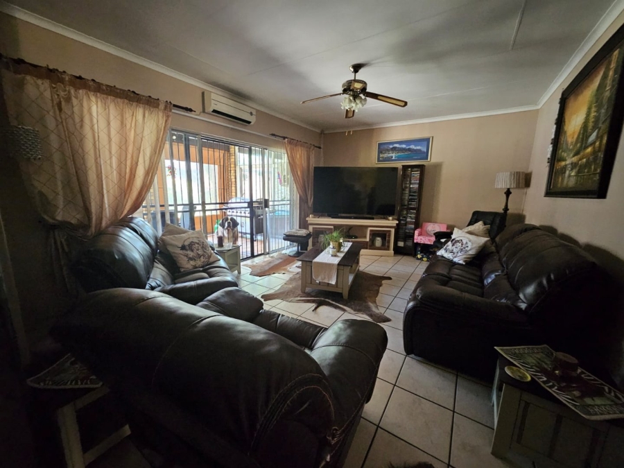 4 Bedroom Property for Sale in Die Heuwel Ext 4 Mpumalanga